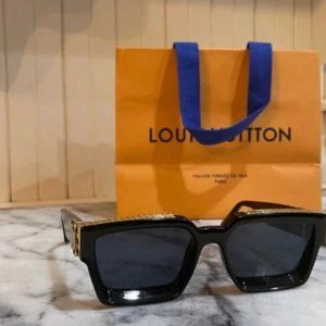 💯LV Sunglasses Black NWT M96007WN